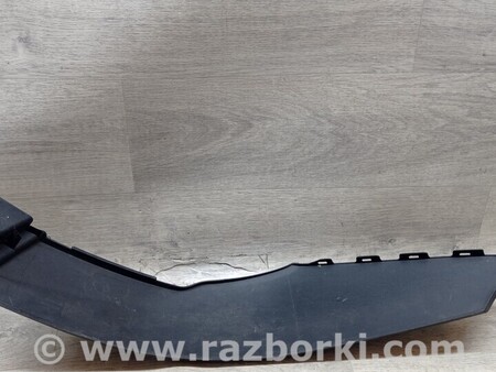 ФОТО Накладка вія ресничка фари права для Iveco Daily Киев