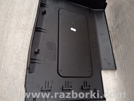 ФОТО Обшивка накладка кришка захист сидіння пасажира для Iveco Daily Киев