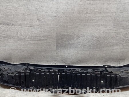 ФОТО Решетка радиатора бампера переднего центральная для Iveco Daily Киев