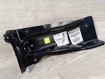 ФОТО Кронштейн накладка передней панели верхняя левая для Fiat Ducato Київ