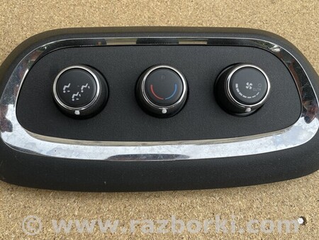ФОТО Панель управления климатом для Dodge Durango (2011-) Киев
