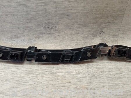 ФОТО Кронштейн кріплення направляюча заднього бампера лівий для Dacia Duster Киев