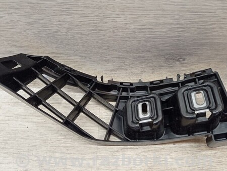 ФОТО Кронштейн кріплення направляюча заднього бампера правий для Mercedes-Benz E-Class Киев