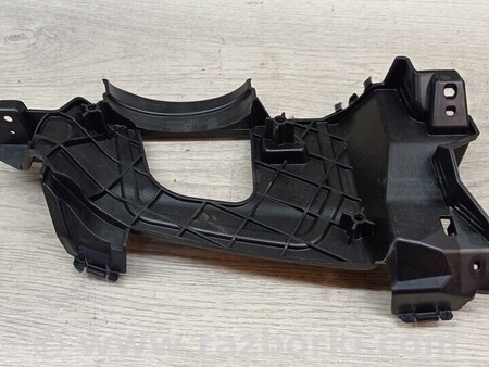 ФОТО Кронштейн кріплення направляюча труби вихлопної для Mercedes-Benz E-Class Киев