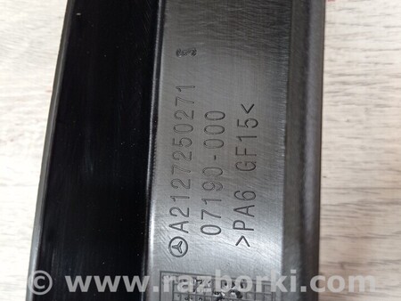 ФОТО Молдинг двери передней правой НОВАЯ для Mercedes-Benz E-Class Киев