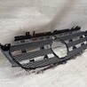 ФОТО Решетка радиатора бампера переднего центральная для Mercedes-Benz E-Class Киев