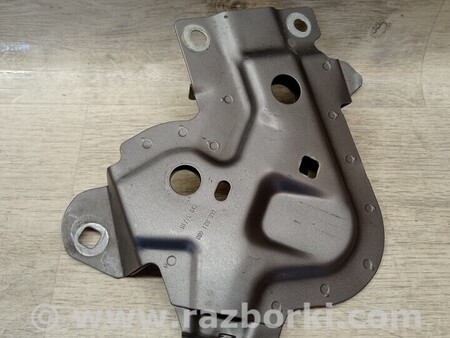 ФОТО Кронштейн кріплення направляюча крила передній правий для Audi (Ауди) E-tron 50/55/S (10.2018-...) Киев