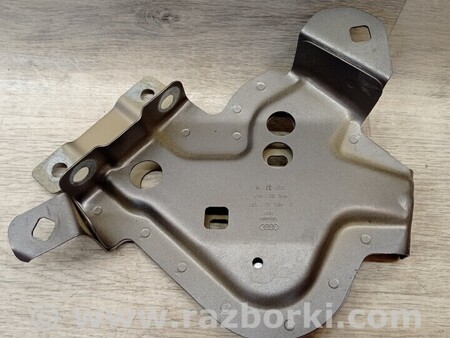 ФОТО Кронштейн кріплення направляюча крила передній правий для Audi (Ауди) E-tron 50/55/S (10.2018-...) Киев