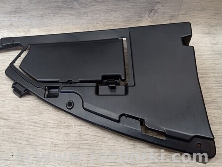 ФОТО Накладка кришка заднього бампера нижня для Renault Espace Киев