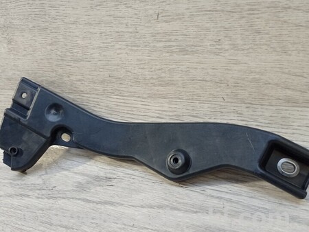 ФОТО Кронштейн бампера переднего левый для Seat Exeo Киев