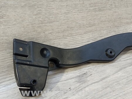 ФОТО Кронштейн бампера переднего левый для Seat Exeo Киев