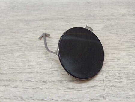 ФОТО Заглушка бампера буксировочного крюка передняя для Skoda Fabia Київ