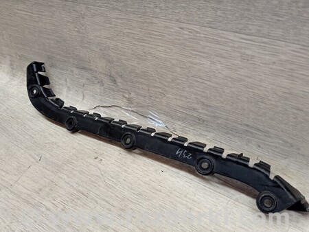 ФОТО Кронштейн кріплення башмак опора направляюча заднього бампера для Skoda Fabia Київ