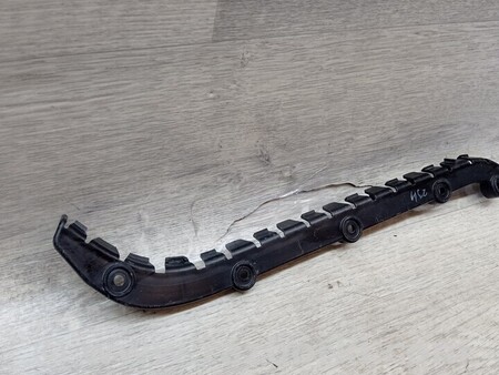 ФОТО Кронштейн кріплення башмак опора направляюча заднього бампера для Skoda Fabia Київ