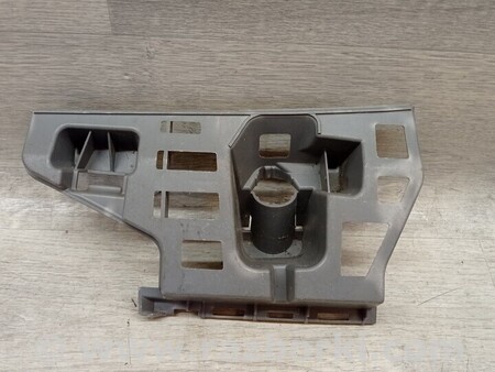 ФОТО Кронштейн кріплення направляюча переднього бампера лівий для Skoda Fabia Київ