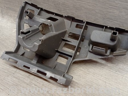 ФОТО Кронштейн кріплення направляюча переднього бампера лівий для Skoda Fabia Київ