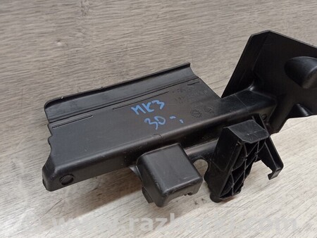 ФОТО Дефлектор повітряпровід воздуховод радіатора правий для Ford Focus 2 (08.2004 - 07.2010) Киев