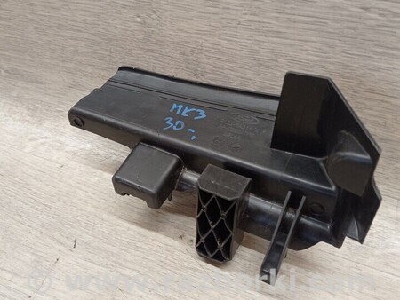 ФОТО Дефлектор повітряпровід воздуховод радіатора правий для Ford Focus 2 (08.2004 - 07.2010) Киев