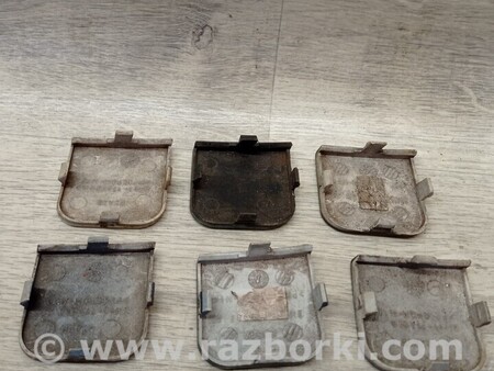 ФОТО Заглушка бампера буксировочного крюка передняя для Ford Focus 2 (08.2004 - 07.2010) Киев