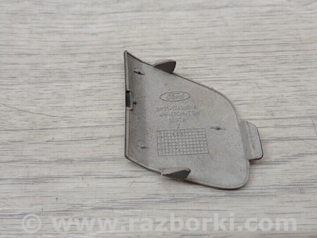 ФОТО Заглушка бампера буксировочного крюка передняя для Ford Focus 2 (08.2004 - 07.2010) Киев