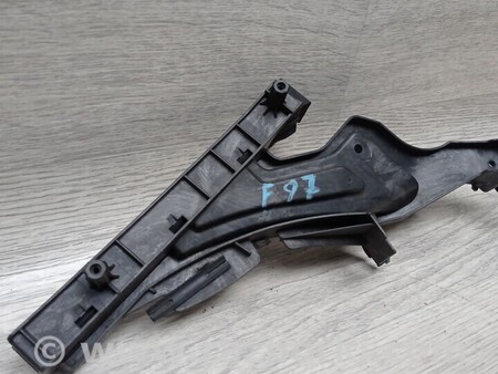 ФОТО Кронштейн дверного замка задних правих для Ford Focus 2 (08.2004 - 07.2010) Киев