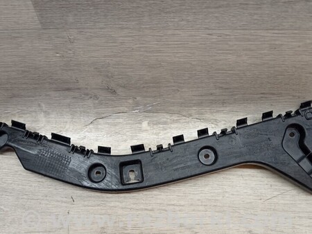 ФОТО Кронштейн кріплення направляюча заднього бампера правий для Ford Focus 2 (08.2004 - 07.2010) Киев