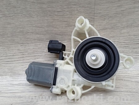 ФОТО Моторчик склопідйомника передній правий для Ford Focus 2 (08.2004 - 07.2010) Киев