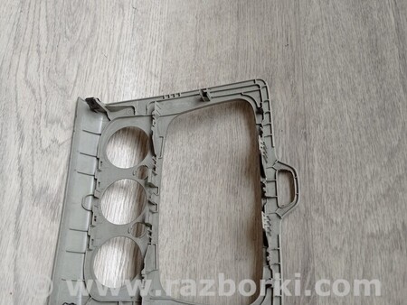 ФОТО Накладка рамка магнітоли для Ford Focus 2 (08.2004 - 07.2010) Киев