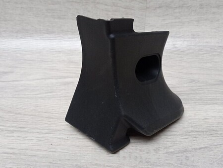 ФОТО Обшивка накладка кріплення підлоги багажника ліва для Ford Focus 2 (08.2004 - 07.2010) Киев