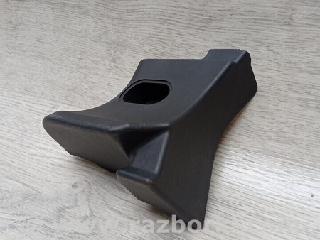 ФОТО Обшивка накладка кріплення підлоги багажника права для Ford Focus 2 (08.2004 - 07.2010) Киев