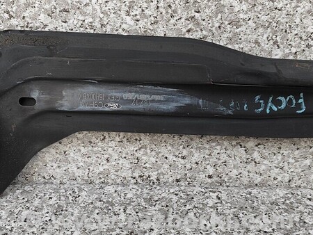 ФОТО Передняя установочная панель верх для Ford Focus 2 (08.2004 - 07.2010) Киев