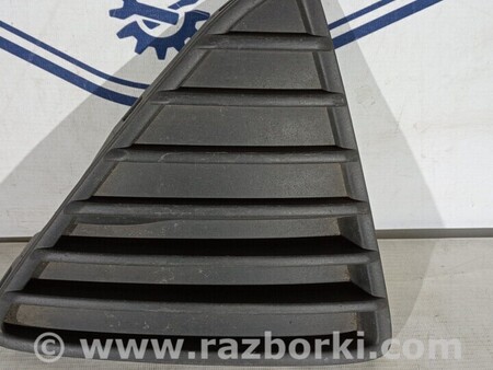 ФОТО Решітка бампера переднього права для Ford Focus 2 (08.2004 - 07.2010) Киев