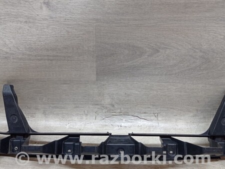 ФОТО Универсал Кронштейн бампера заднего центральный для Ford Focus 2 (08.2004 - 07.2010) Киев