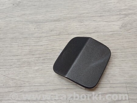 ФОТО Універсал Заглушка бампера буксировочного крюка задняя для Ford Focus 2 (08.2004 - 07.2010) Киев