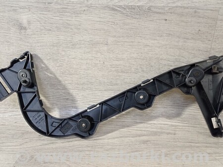 ФОТО Універсал Кронштейн направляющая бампера заднего левий для Ford Focus 2 (08.2004 - 07.2010) Киев