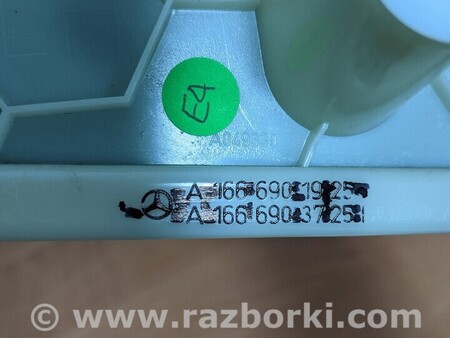 ФОТО Облицовка стойки левой черная алькантара для Mercedes-Benz GL-CLASS X164 (06-12) Киев