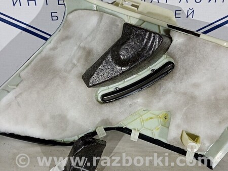 ФОТО Облицювання задньої правої стійки чорна алькантара для Mercedes-Benz GL-CLASS X164 (06-12) Киев