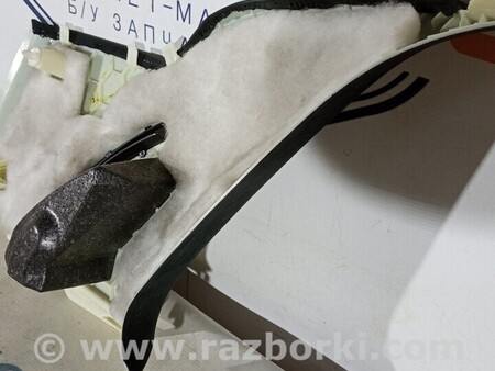 ФОТО Облицювання задньої правої стійки чорна алькантара для Mercedes-Benz GL-CLASS X164 (06-12) Киев