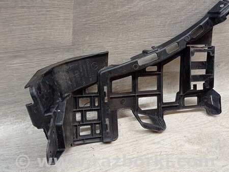 ФОТО Кронштейн кріплення направляюча заднього бампера правий для Mercedes-Benz GLA-Class Киев