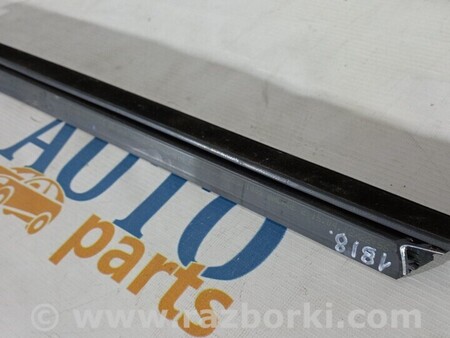 ФОТО Ущільнювач скла задніх лівих дверей для Mercedes-Benz GLK-CLASS X204 (08-15) Киев