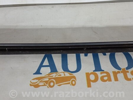 ФОТО Ущільнювач скла задніх лівих дверей для Mercedes-Benz GLK-CLASS X204 (08-15) Киев