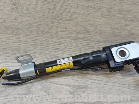 ФОТО Кронштейн Крепление ременя безопасности передних левих для Volkswagen Golf VII Mk7 (08.2012-...) Киев