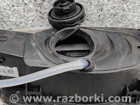 ФОТО Лючок паливного бака для Volkswagen Golf VII Mk7 (08.2012-...) Киев
