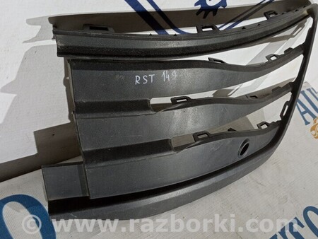 ФОТО Решетка бампера переднего правая для Volkswagen Golf VII Mk7 (08.2012-...) Киев