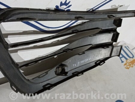 ФОТО Решетка бампера переднего правая для Volkswagen Golf VII Mk7 (08.2012-...) Киев