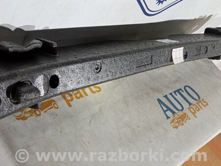 ФОТО Наполнитель бампера для Volkswagen Golf Sportsvan (2014-...) Киев