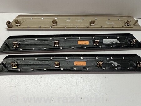 ФОТО Внутренняя накладка на порог передней левой двери для Jeep Grand Cherokee Киев