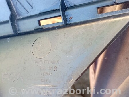 ФОТО Защита стойки задней левой пластик салона для Jeep Grand Cherokee Киев