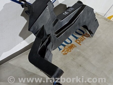 ФОТО Кріплення фари права сторона для Jeep Grand Cherokee Киев