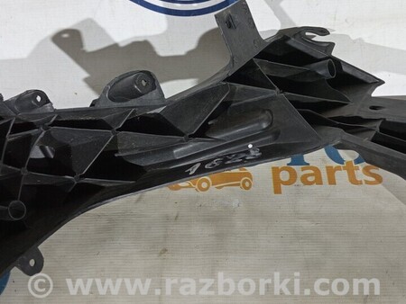 ФОТО Кріплення фари права сторона для Jeep Grand Cherokee Киев